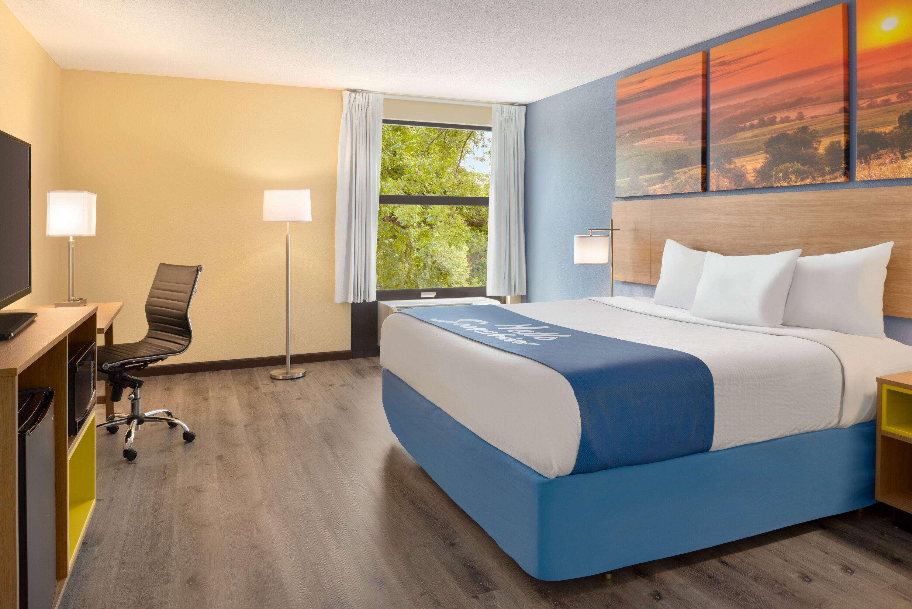 Days Inn & Suites By Wyndham Merrillville Esterno foto