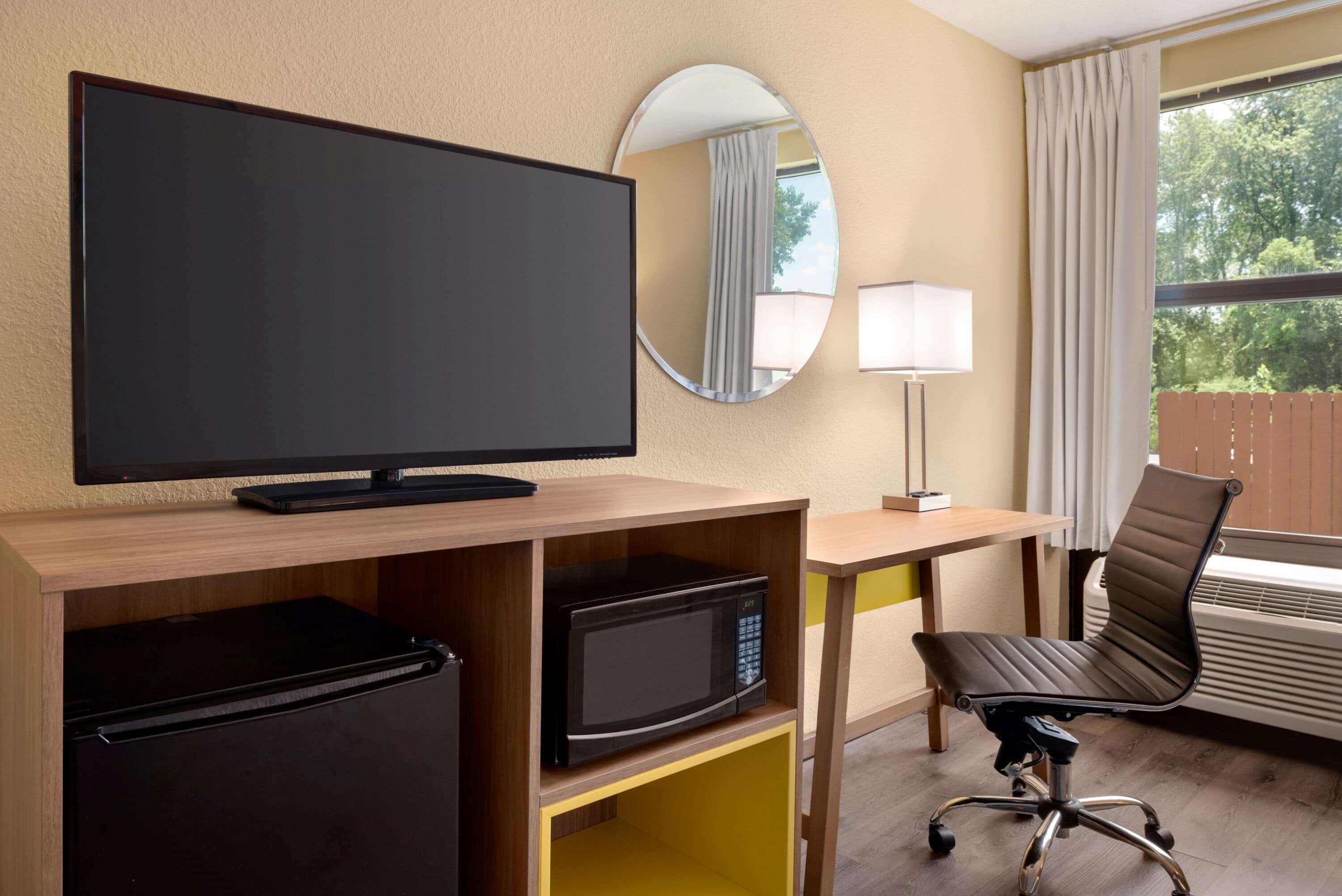 Days Inn & Suites By Wyndham Merrillville Esterno foto