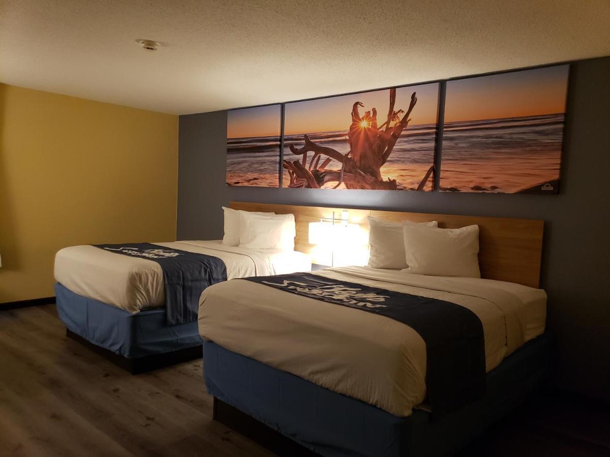 Days Inn & Suites By Wyndham Merrillville Esterno foto