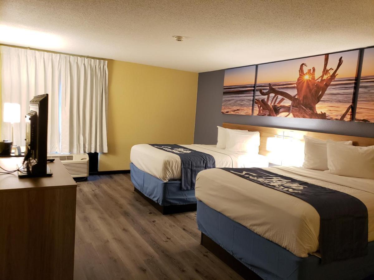 Days Inn & Suites By Wyndham Merrillville Esterno foto
